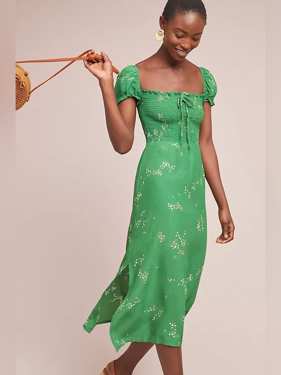 Faithfull the Brand Dresses & Skirts - Faithfull The Brand Myrtille Midi Smocked Dress Green Floral w/ side slits sz 6